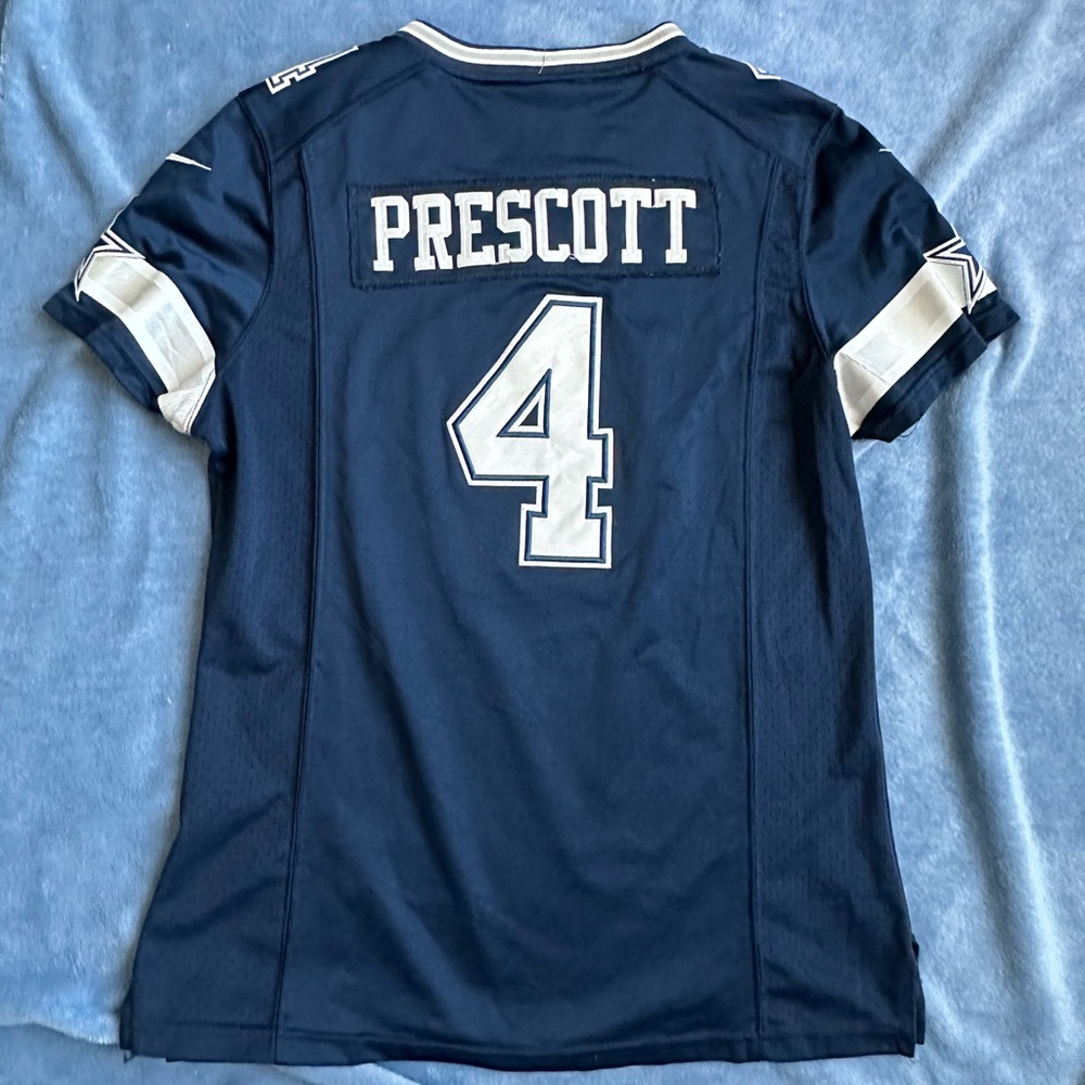 Women’s NFL Dallas Cowboys Dak Prescott Jersey.